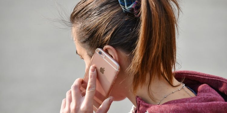 mơ về cuộc điện thoại