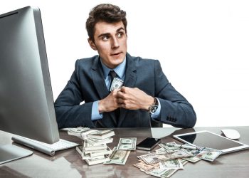 mơ thấy gian lận