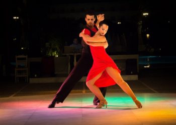 mơ thấy khiêu vũ