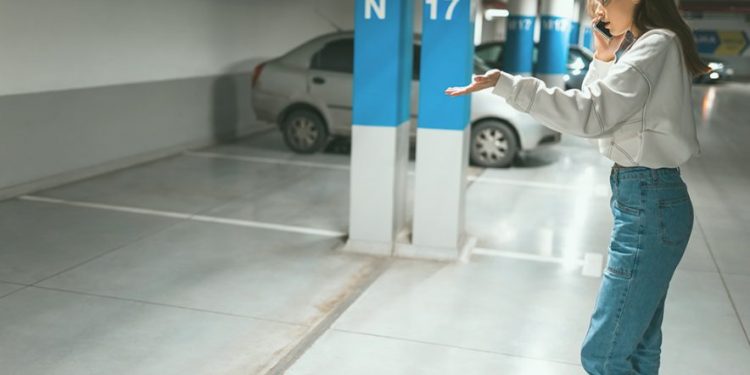 mơ xe ô tô bị trộm