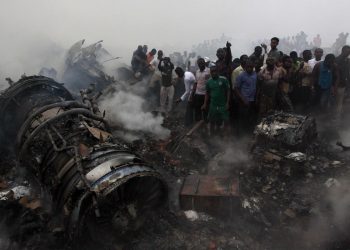 mơ thấy tai nạn máy bay