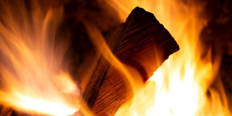 Mơ thấy lửa có ý nghĩa gì? Điềm báo như nào?