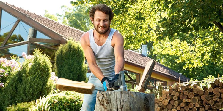 Mơ thấy rìu có ý nghĩa gì? Điềm báo như nào?