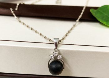 mơ về dây chuyền